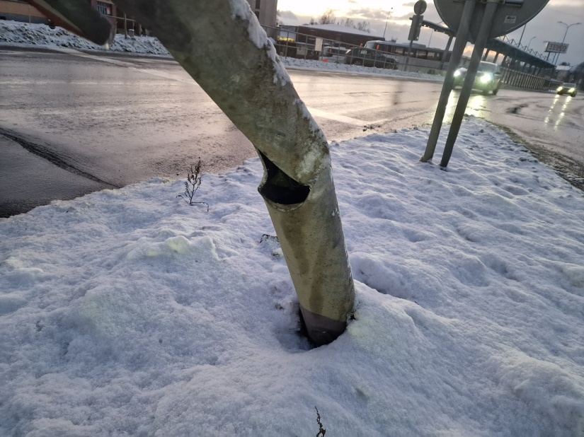 Dopravná nehoda (Staničná - Nemocničná) vypla semafor