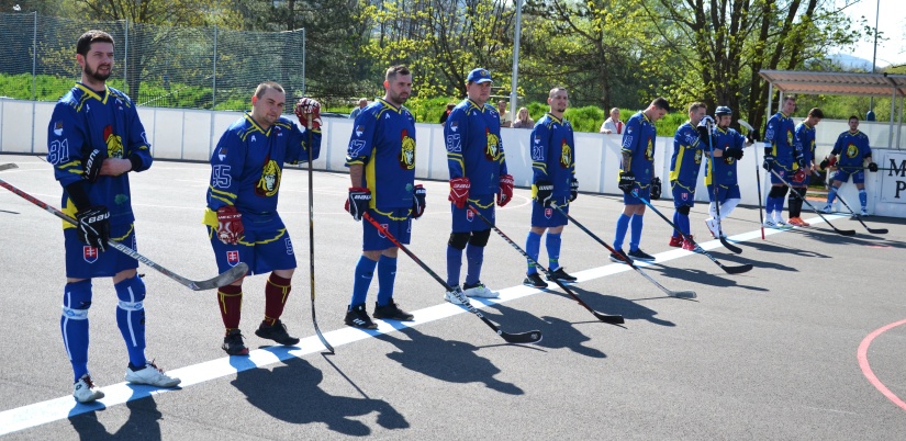 Hokejbalové štvrťfinále: Humenné - Trebišov 5:4 sn