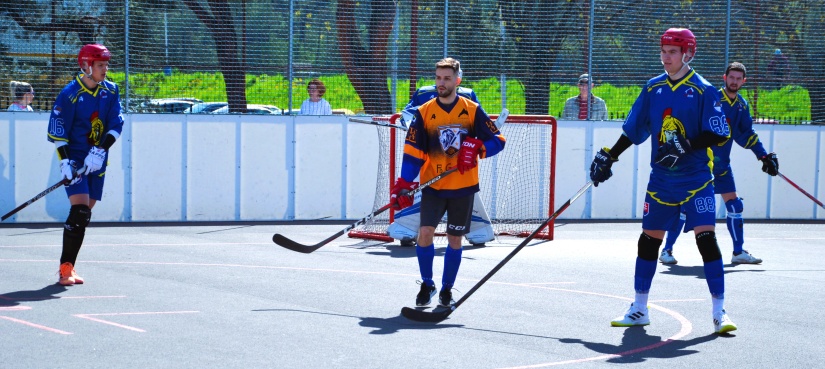 Hokejbalové štvrťfinále: Humenné - Trebišov 5:4 sn
