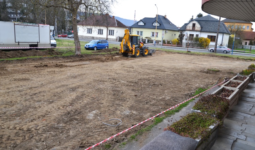 Rekonštrukcia spevnených plôch (jar 2023)