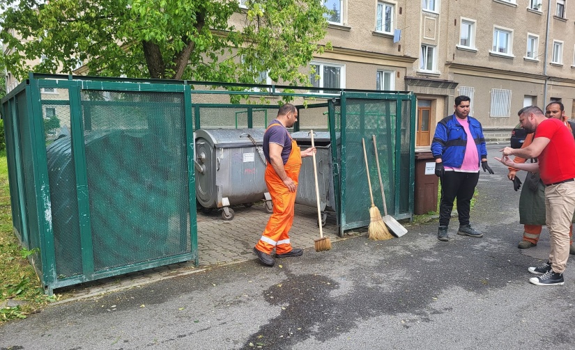 Vyčistené stojiská: 2,5 ton ODPADU NAVYŠE
