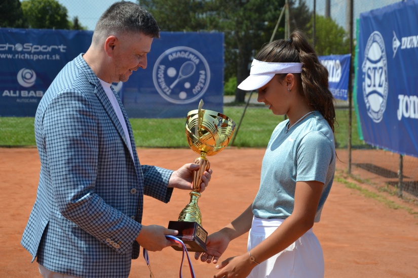 Letne M-SR mladších žiakov v tenise