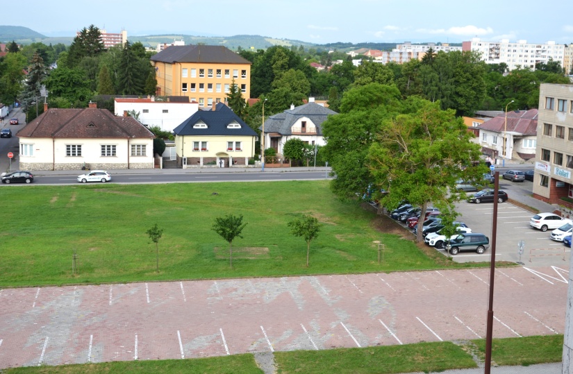 OZNAM: Uzavretie parkoviska pred MsÚ (21. júna)