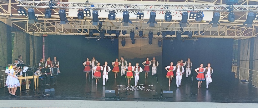 FOLKLORIKA FEST 2023 - DFS Chemloňáčik