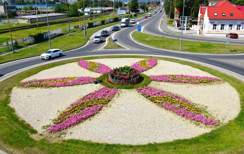 Letná kvetinová výzdoba 2023