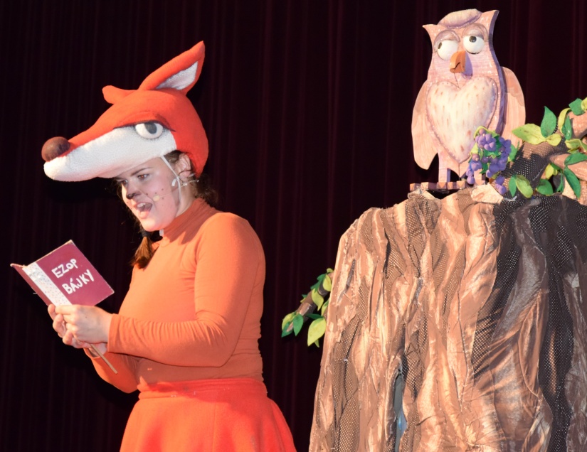 Divadelné leto - Ako sova líške bájky čítala