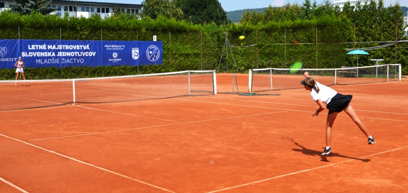 M-SR družstiev mladšie žiačky 2023