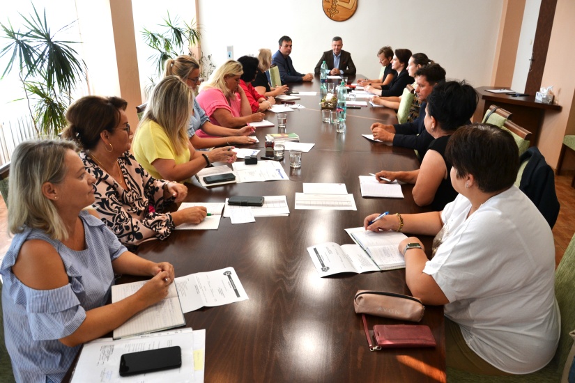 Porada riaditeľov ZŠ, MŠ, ZUŠ a CVČ (august 2023)