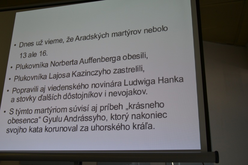 „Trinásť martýrov revolúcie alebo zradcovia a mučeníci“