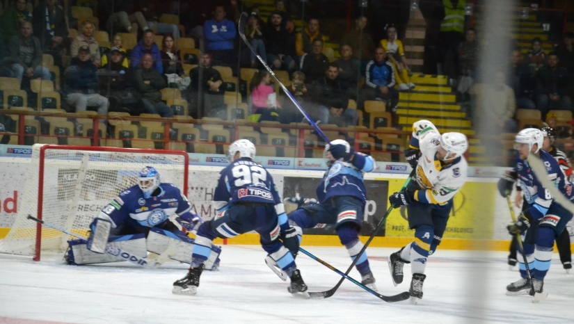 HC 19 Humenné - Nitra 2:4