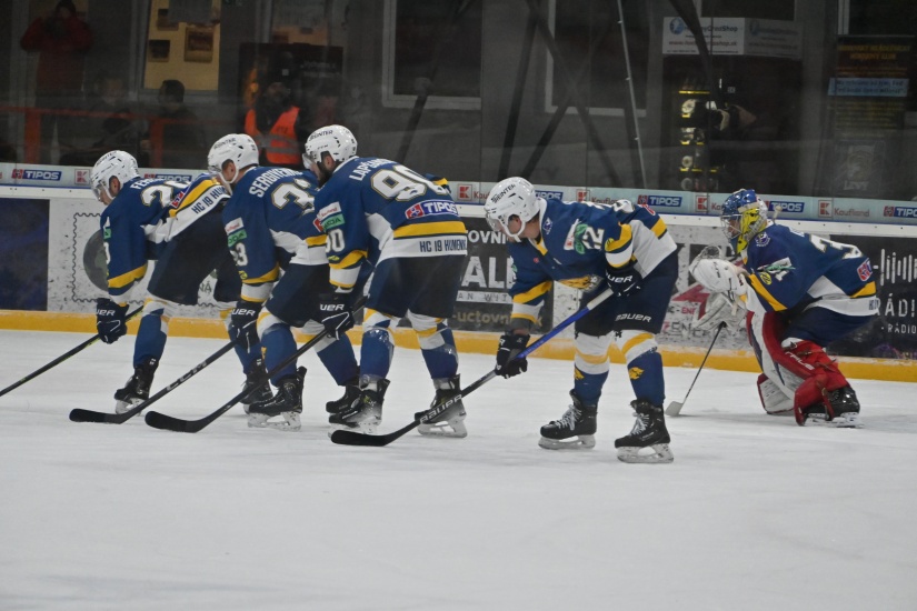 HC 19 Humenné - Zvolen 3:0