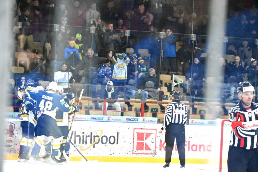 HC 19 Humenné - Sp. Nová Ves 6:3