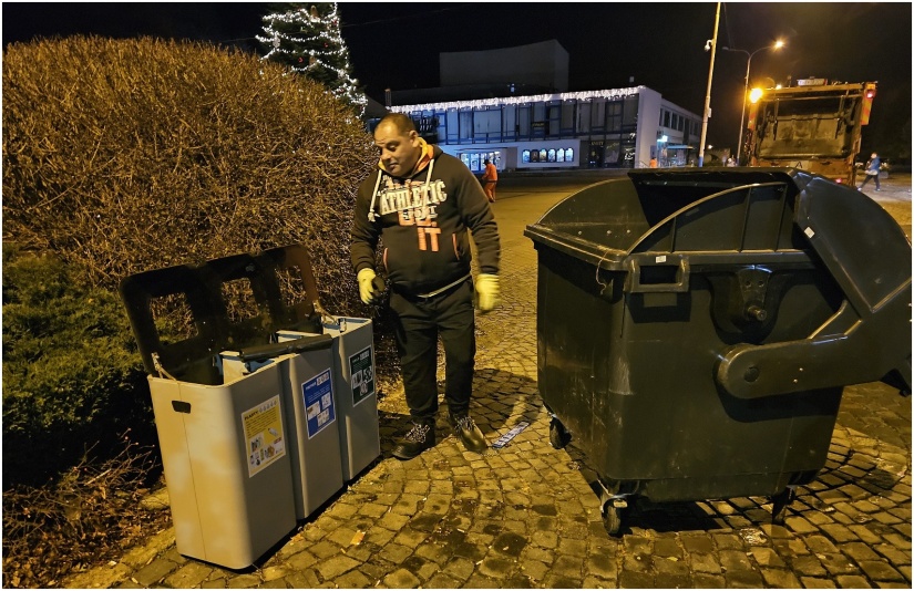 Čistenie mesta po silvestrovskej oslave