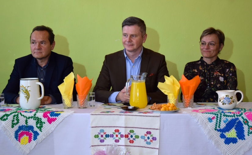 SVJATYJ VEČOR – zvyky aj kroje z Ruskej Poruby