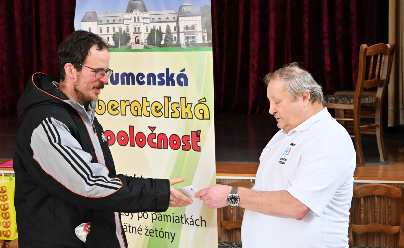 Humenská zberateľská spoločnosť - slávnostné odovzdanie medailí i odznakov