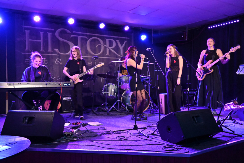 Kepasa (koncert / History art & music club)