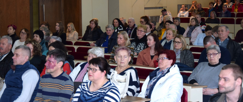 Zasadnutie zapisovateľov a členov komisií