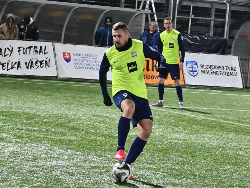 SUPERLIGA, MALÝ FUTBAL: Humenné – Bardejov 9:2
