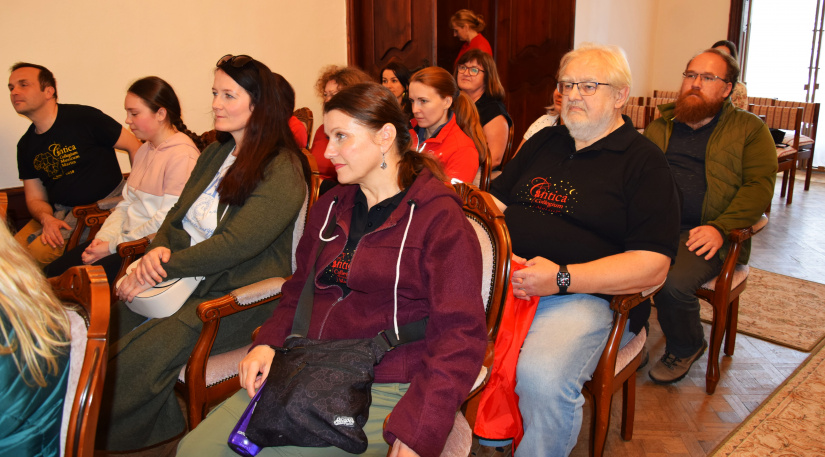 Prijatie zboru Cantica Collegium Musicum v kaštieli