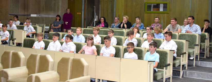 Mladí HOKEJBALISTI, HOKEJISTI a FLORBALISTI u primátora