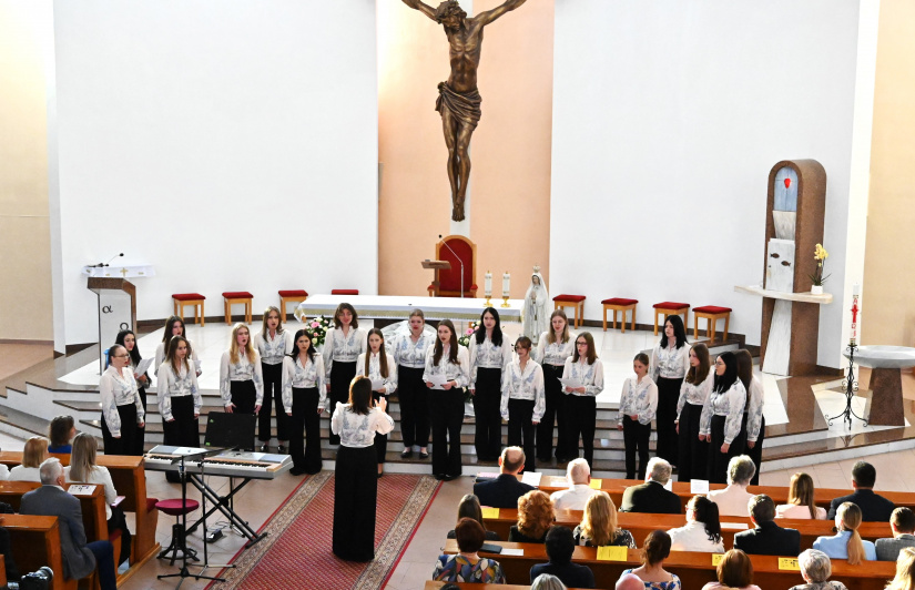 Výročný koncert Speváckeho zboru mesta Humenné