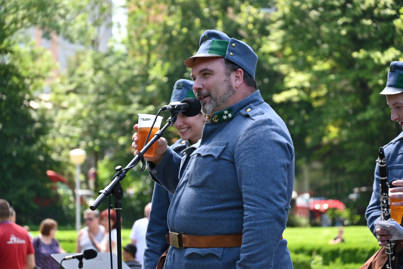 Oživené korzo I - dobový sprievod mestom (Mesto kultúry 2024)