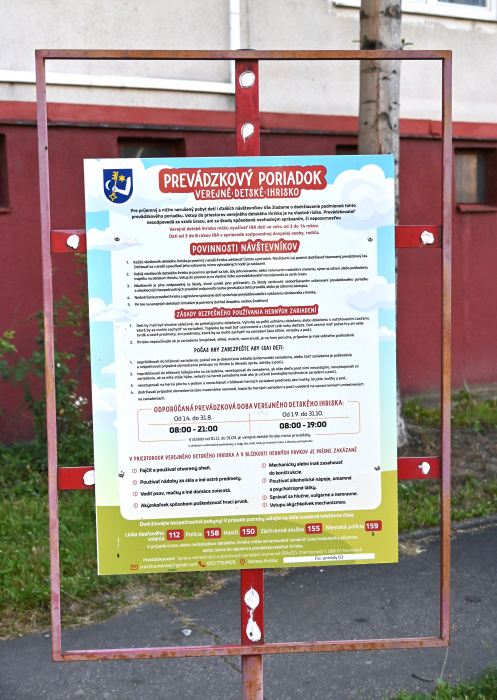 Detské ihrisko i športovisko (výmena podkladu)