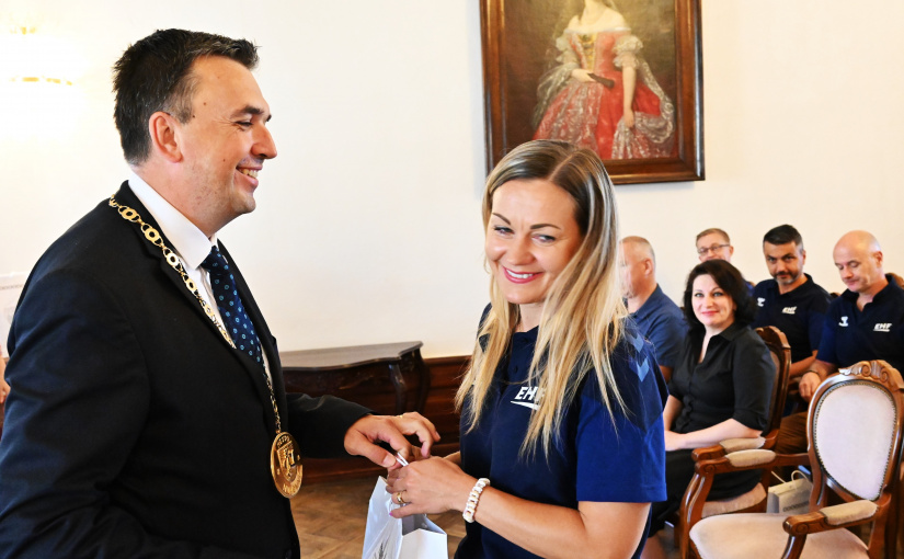 Návšteva v kaštieli - Majstrovstvá kadetov v hádzanej