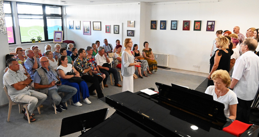 Vernisáž v Galérii Múza - Ester Schilo, Anna Šimkuličová a Michal Goroľ