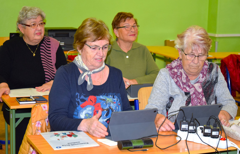 Projekt Digitálni seniori