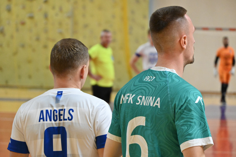Angels Humenné - MFK Snina 5:4 (regionálna extraliga vo futsale)