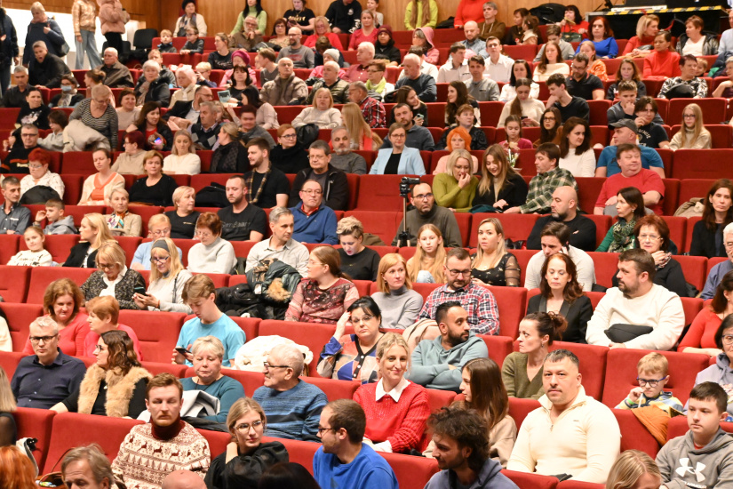Vianoce s kaprom... (vianočný koncert ZUŠ P. Breinera)