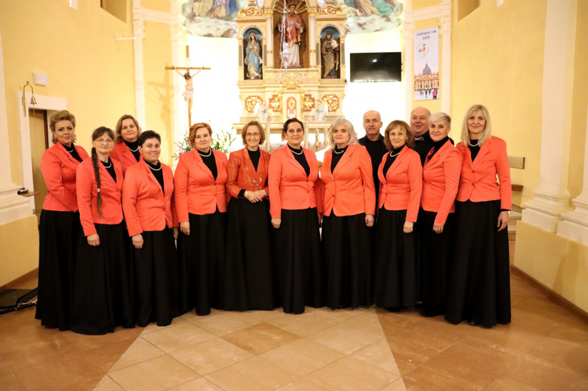 Spevácky zbor mesta Humenné + DSS Young Voices + dSS Lienka