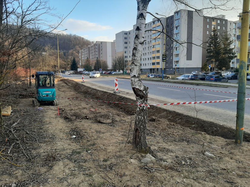 Výstavba autobusovej zastávky na Sídlisku pod Sokolejom