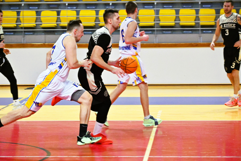 1.BK Humenné - Ravens Košice 68:72 (muži)