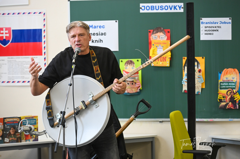 Beseda s Branislavom Jobusom (ZŠ J. Švermu)