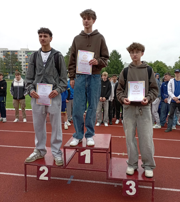 Školská atletika chlapcov a dievčat ZŠ