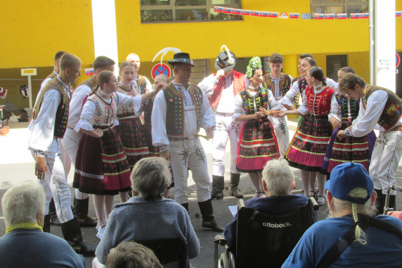 FS Chemlon vo Francúzsku - 61. Medzinárodný festival folklóru a umenia INTERFOLK
