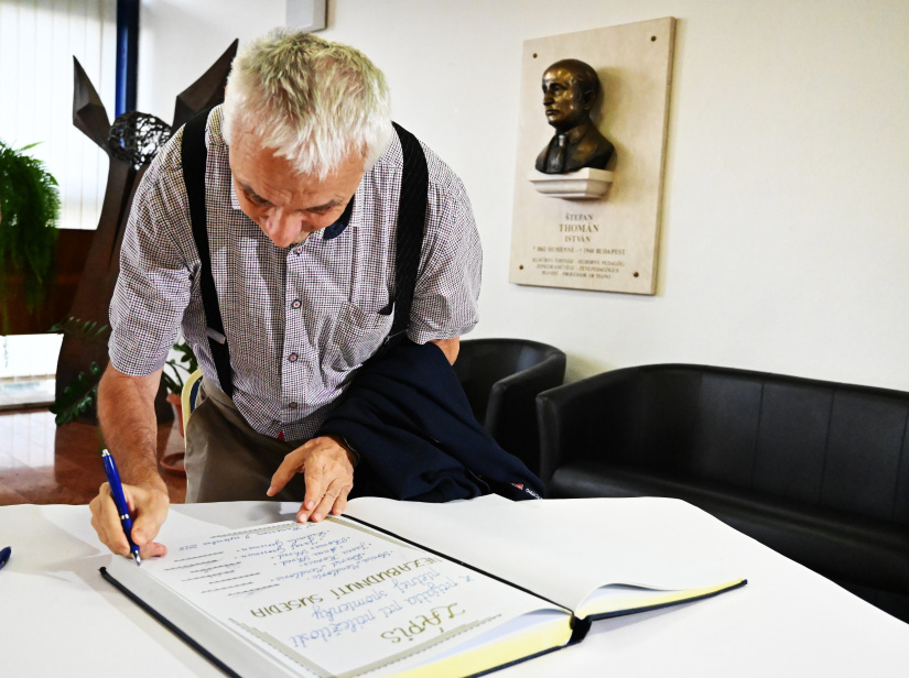 Sieň významných rodákov pre Tamar Shachar a Rachel Bock (Nezabudnutí susedia 2025)