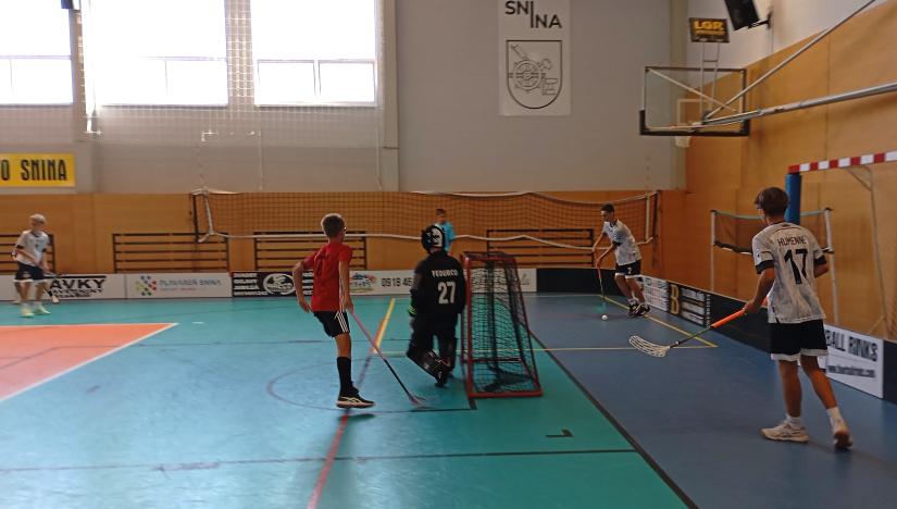 Snina - FBK Humenné 5:9 (florbal, starší žiaci)