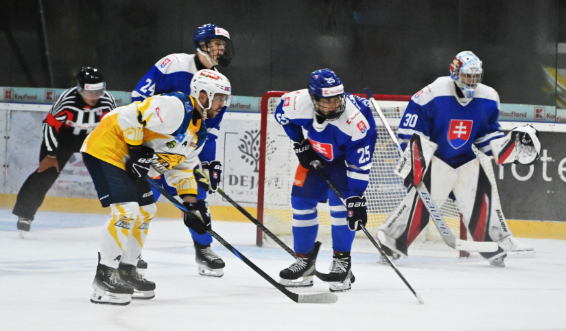 HC 19 Humenné - Slovensko "18" 6:1
