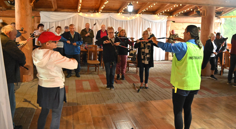 Seniorský šport - Nordic walking (aj s ministrom)