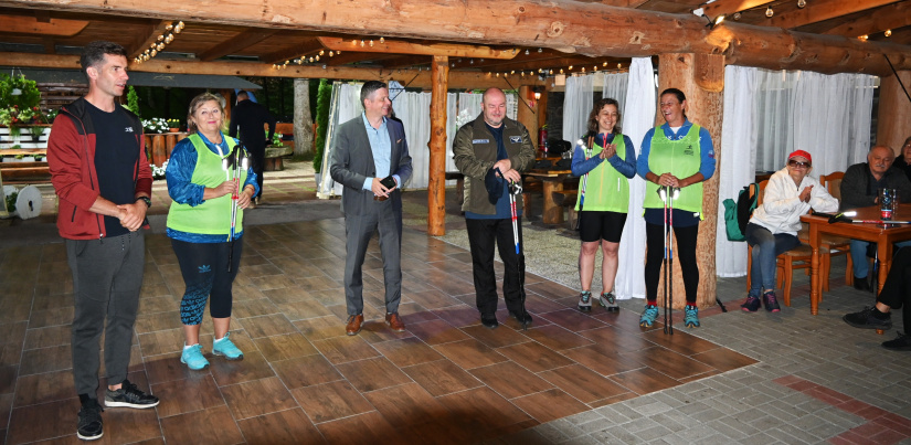 Seniorský šport - Nordic walking (aj s ministrom)