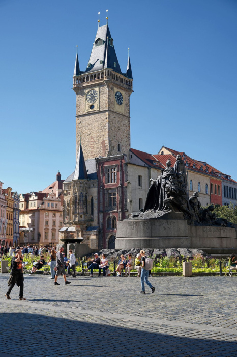 Pražský úspech HUMENSKEJ FOTOGRAFICKEJ ŠKOLY (Kapráľová, Lauruský, Leňo)