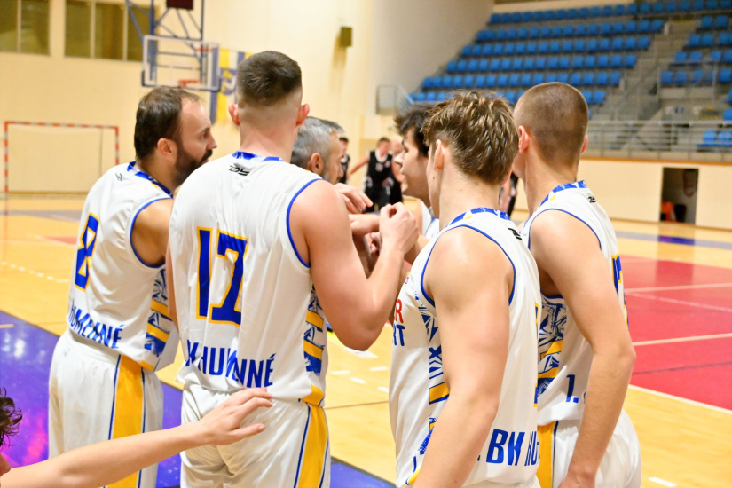 1. BK Humenné - Dolný Kubín 62:68