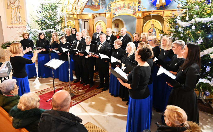 „S nami Boh, čujte všetky národy…“ (vianočná akadémia)