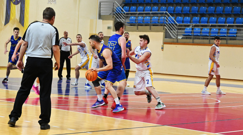 1. BK Humenné - Dolný Kubín 68:54