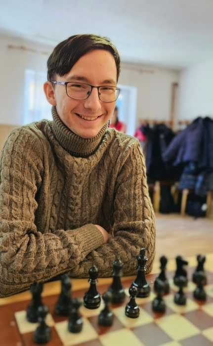 ŠK Šachy Reinter Humenné (zápas v Osuskom 6:2) - FM Dávid Eliáš