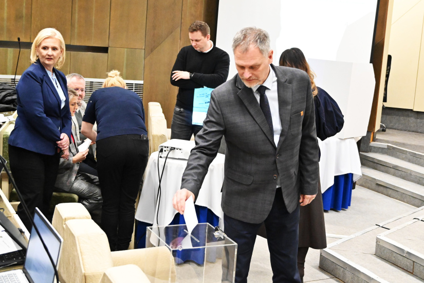 Voľba hlavného kontrolóra mesta Humenné