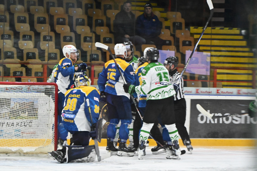 HC 19 Humenné - Nové Zámky 4:3 / štvrťfinále 1